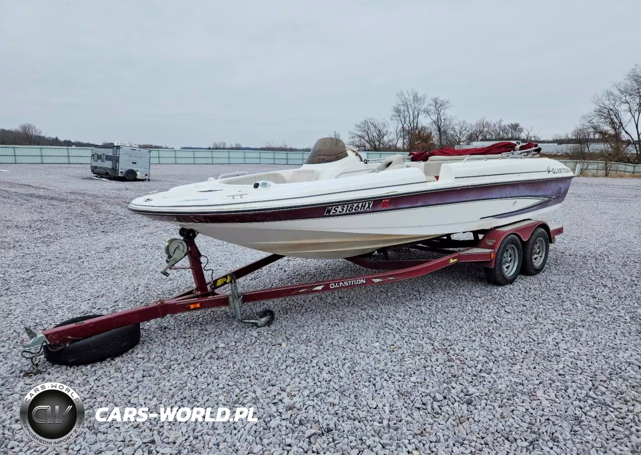 2010 Glasstron Boat VIN:GLA53133A606 - 2