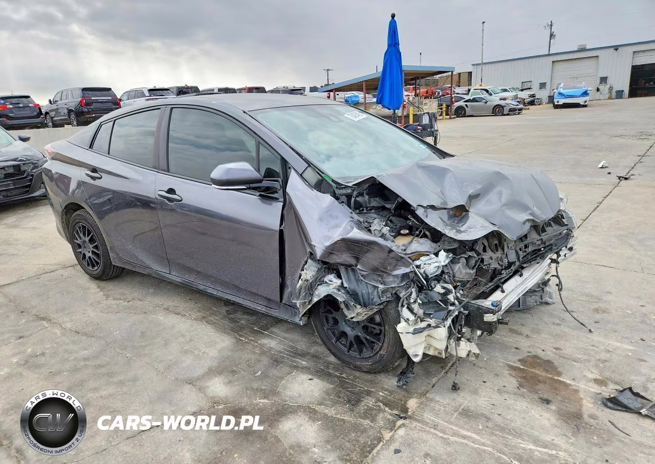 2018 Toyota Prius Two VIN:JTDKBRFU4J3073468 - 4