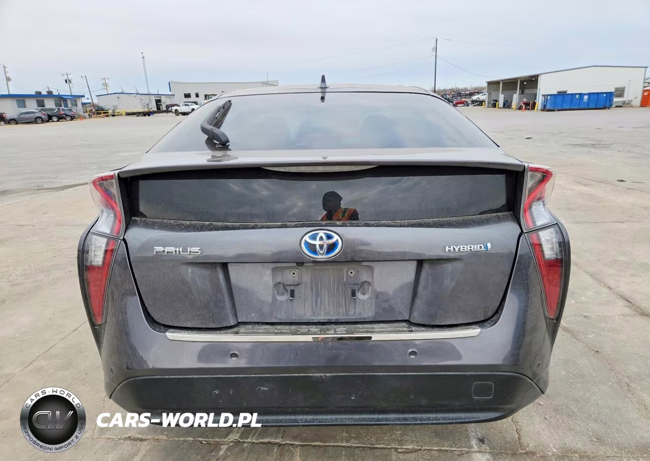 2018 Toyota Prius Two VIN:JTDKBRFU4J3073468 - 6