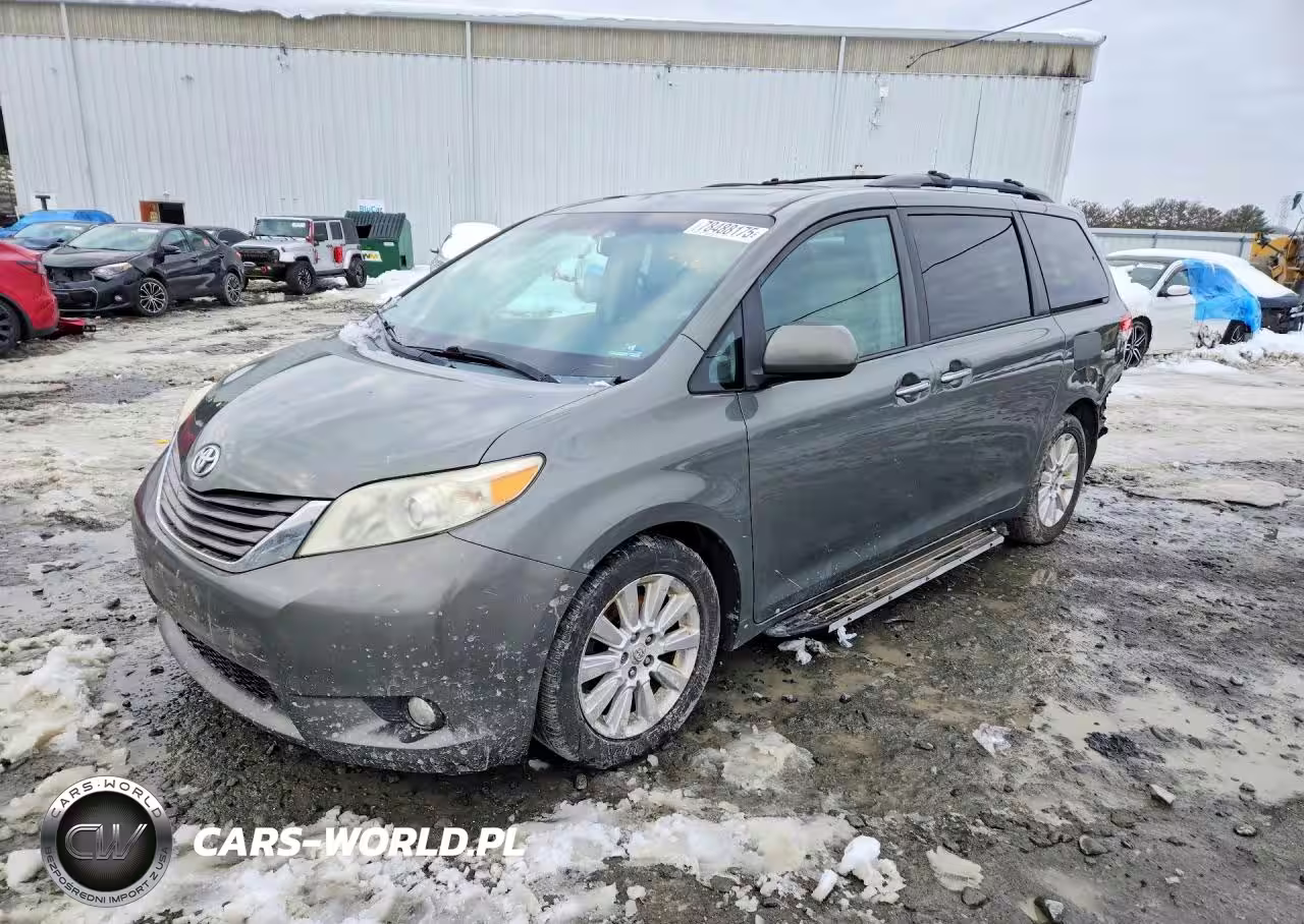 2011 Toyota Sienna Xle 7-Passenger