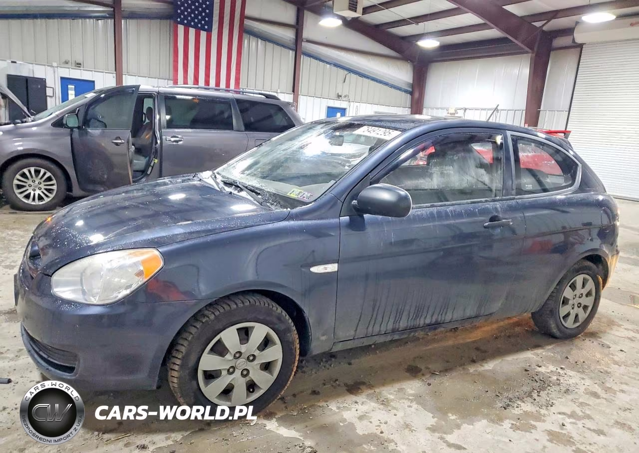 2010 Hyundai Accent Blue