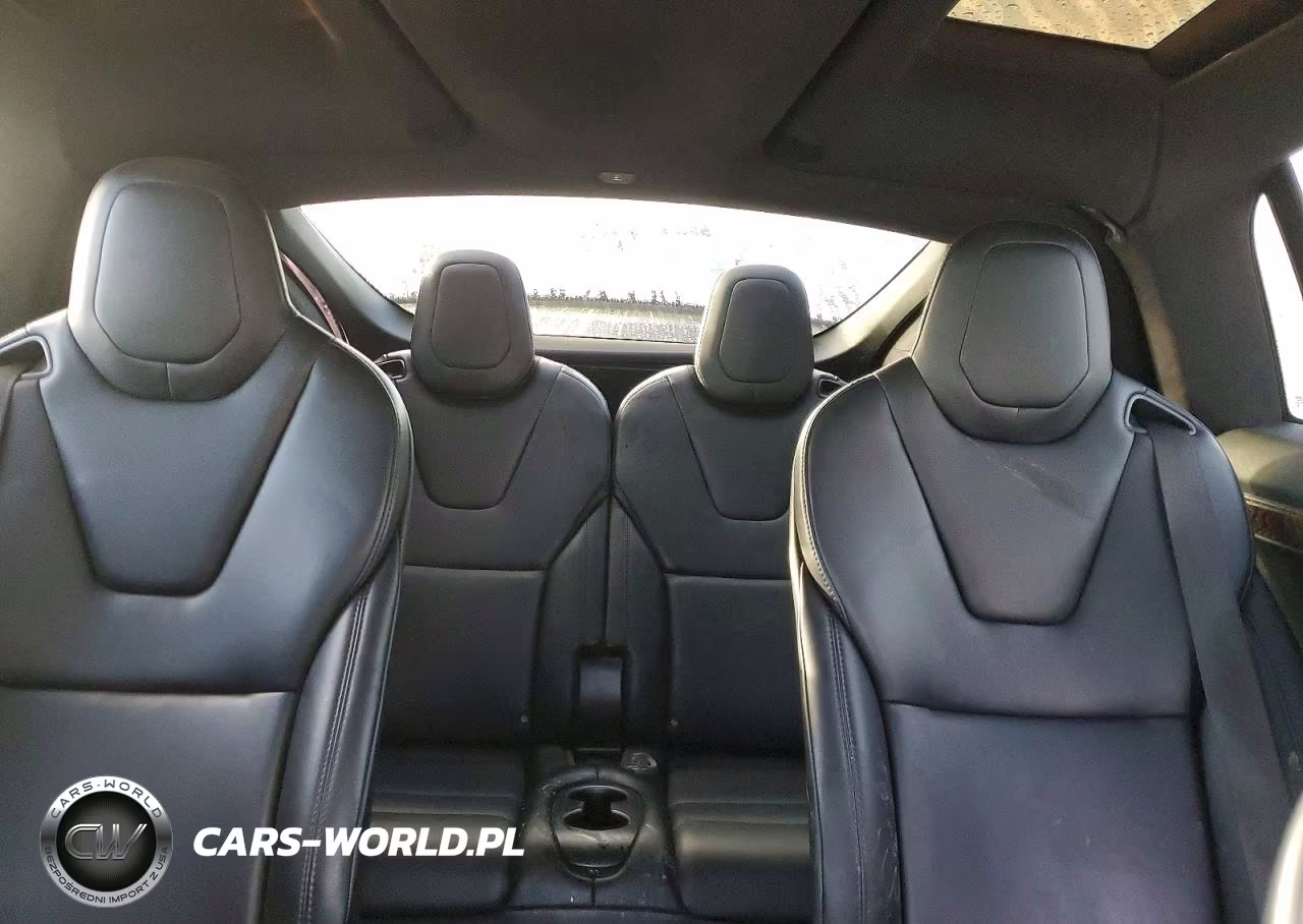 2018 Tesla Model X VIN:5YJXCBE21JF141190 - 10