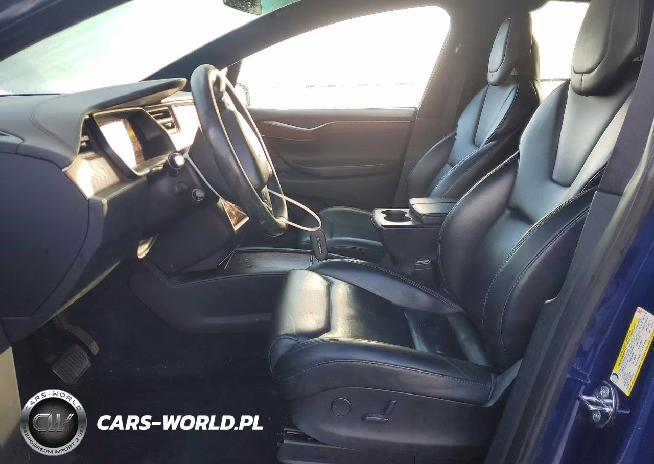 2018 Tesla Model X VIN:5YJXCBE21JF141190 - 7