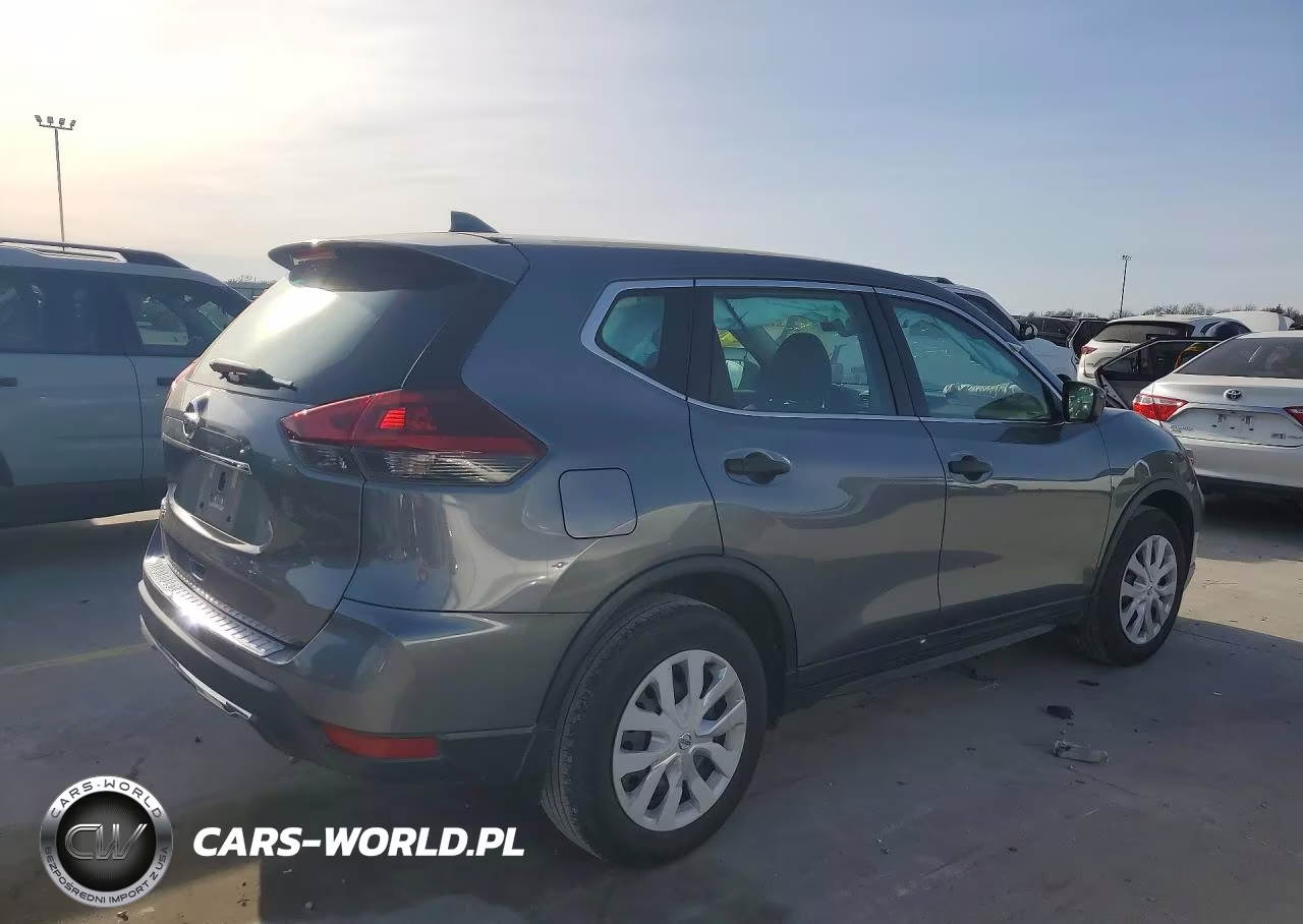 2018 Nissan Rogue S VIN:5N1AT2MT9JC753906 - 3