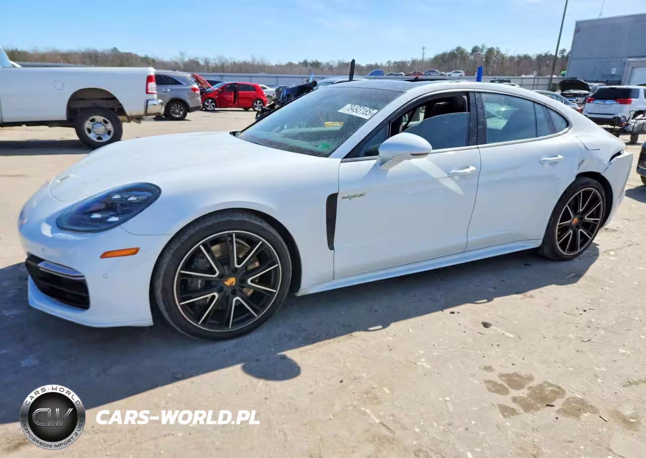 2020 Porsche Panamera 4 E-Hybrid