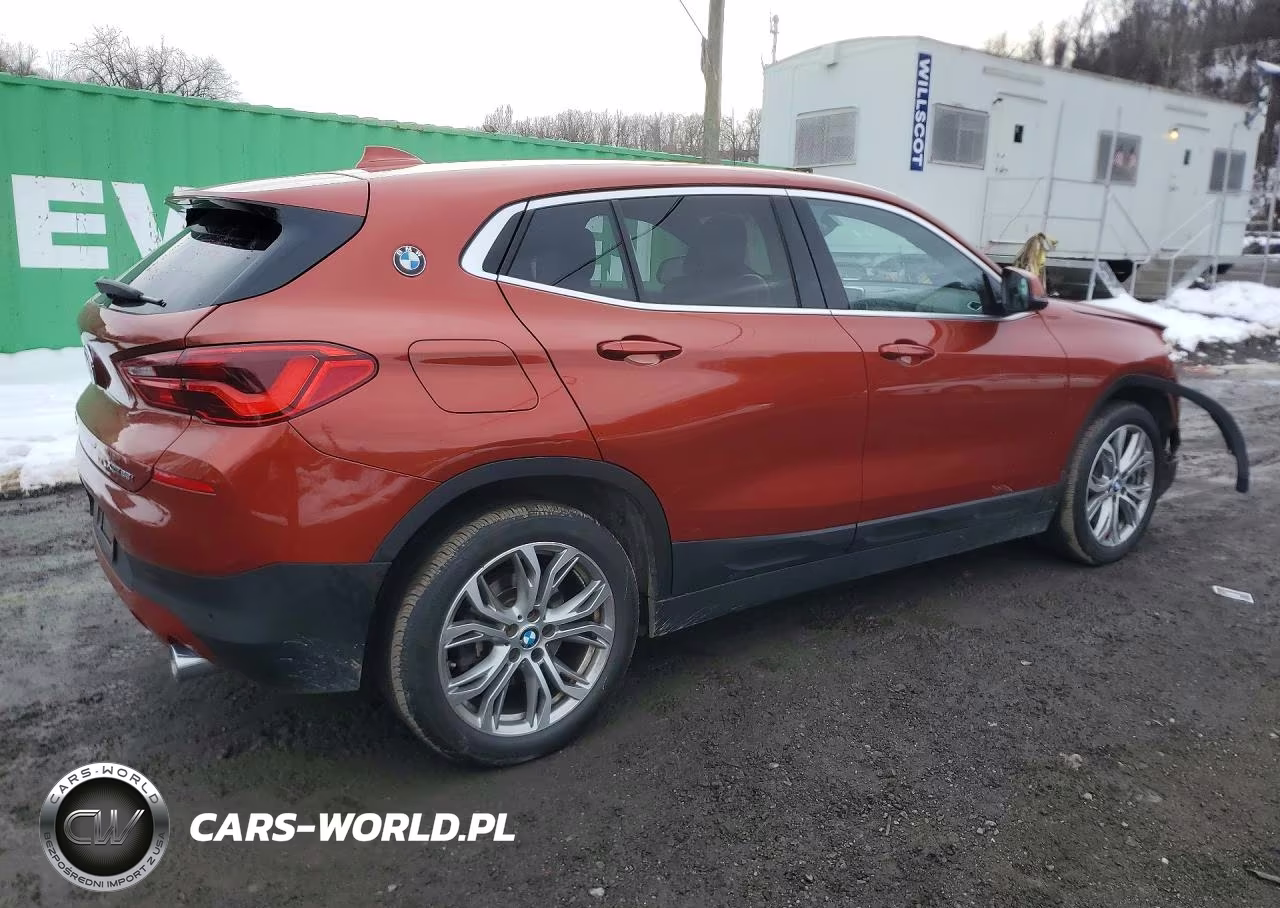 2018 BMW X2 xDrive28I VIN:WBXYJ5C30JEF76782 - 3