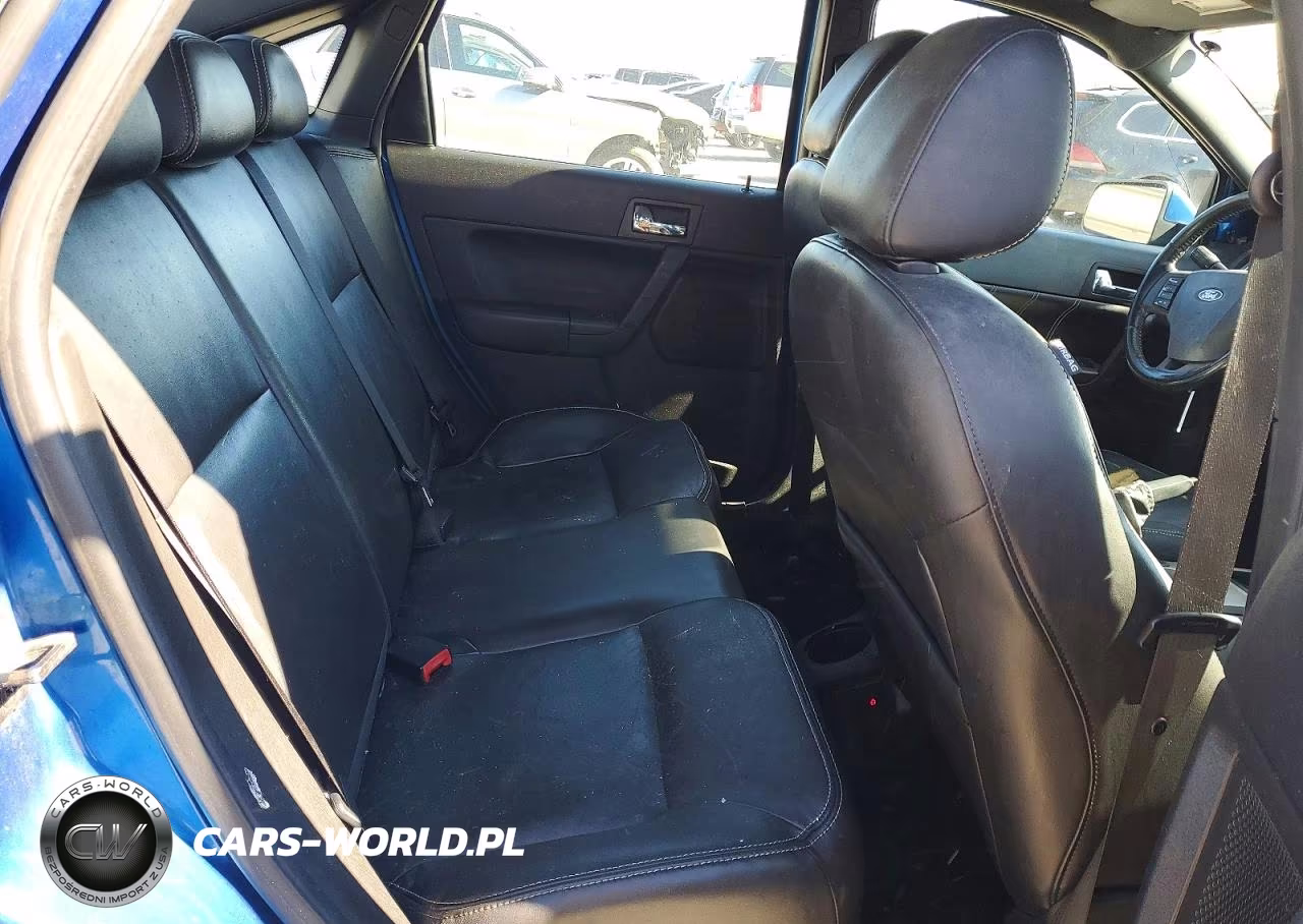 2010 Ford Focus Ses VIN:1FAHP3GN2AW114748 - 10