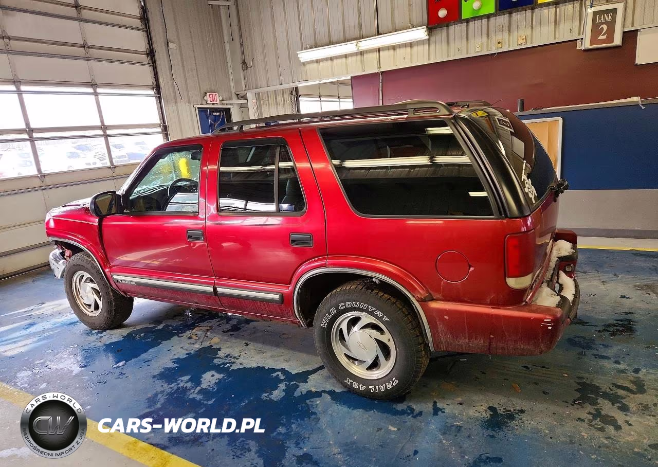 2001 Chev Blazer VIN:1GNDT13W912208373 - 2