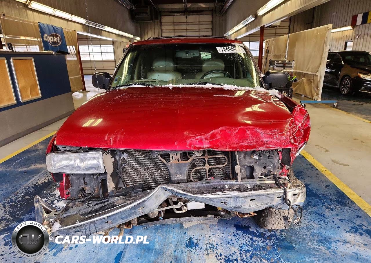 2001 Chev Blazer VIN:1GNDT13W912208373 - 5