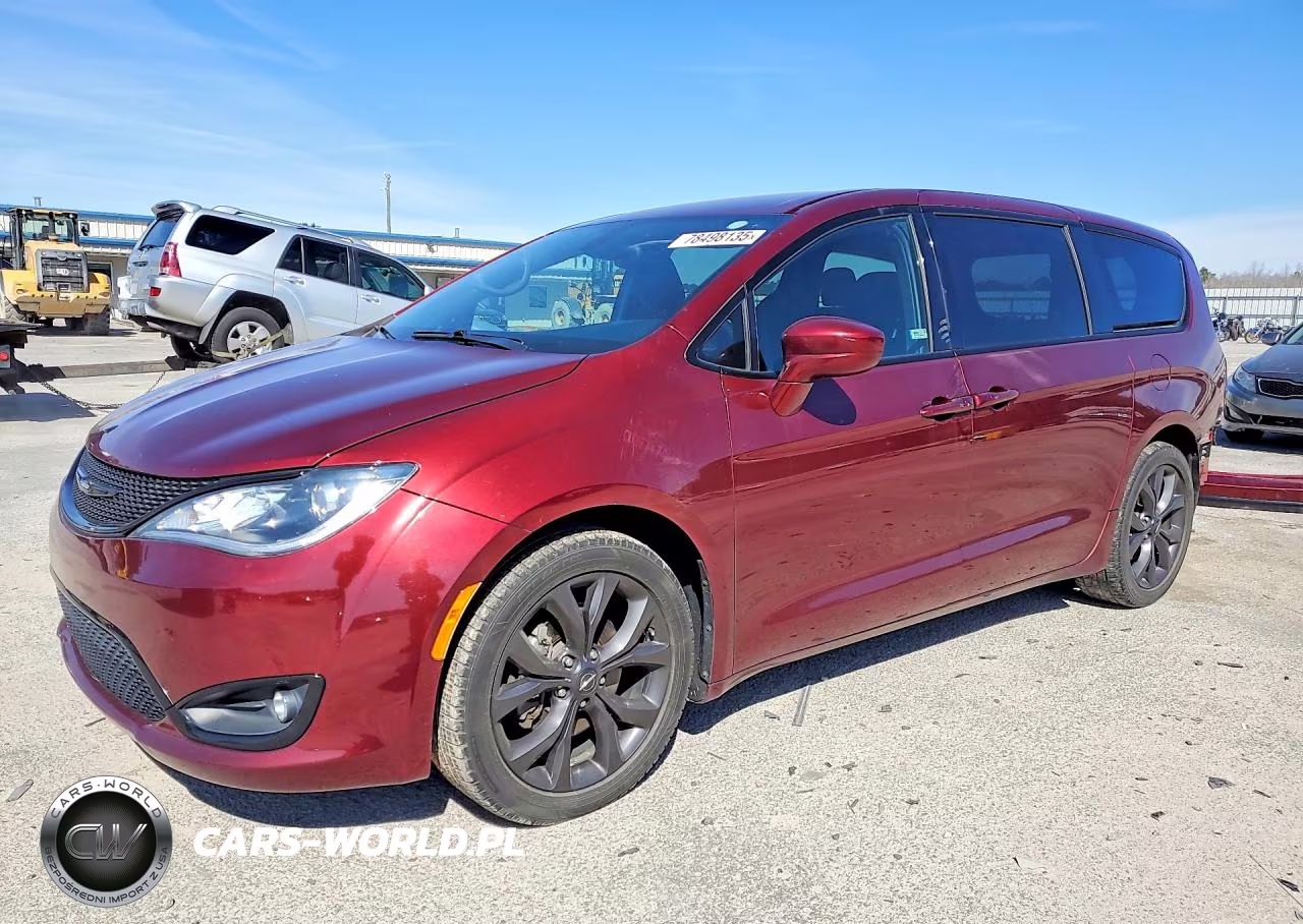 2019 Chrysler Pacifica Touring Plus