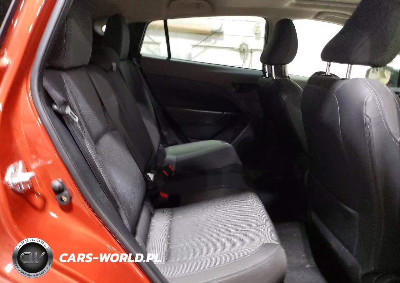 2024 Subaru Crosstrek Premium VIN:JF2GUADC5RH855239 - 11