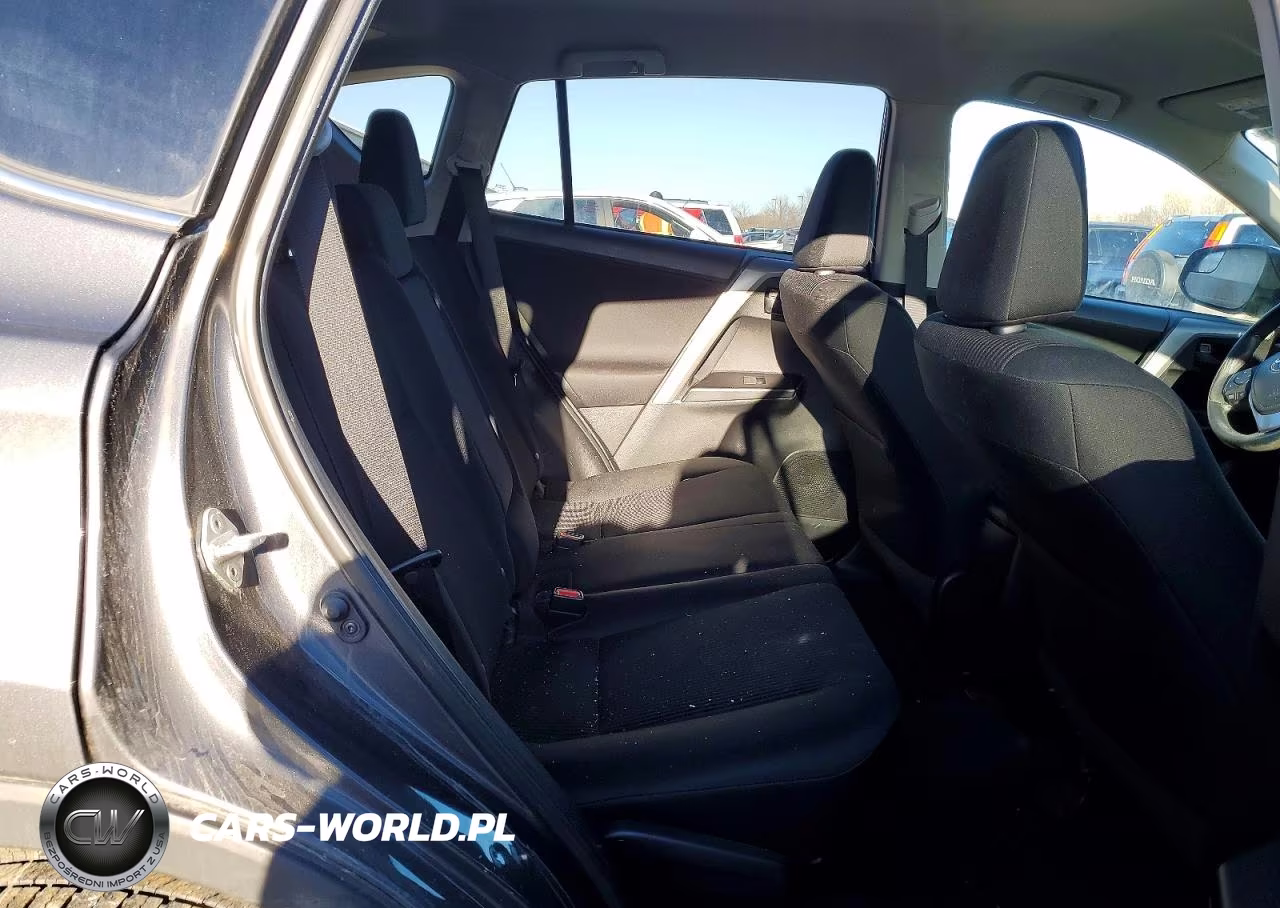 2018 Toyota Rav4 Le VIN:2T3ZFREV6JW488592 - 11