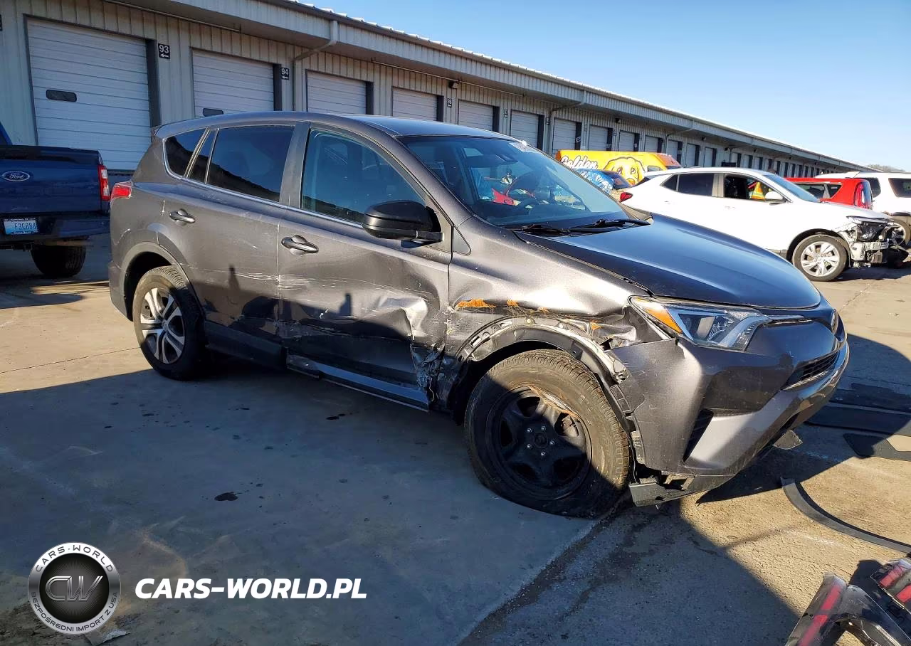 2018 Toyota Rav4 Le VIN:2T3ZFREV6JW488592 - 4