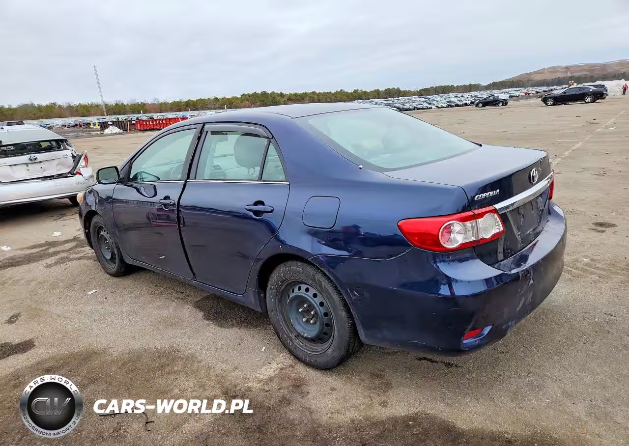 2013 Toyota Corolla Le VIN:2T1BU4EEXDC104435 - 2