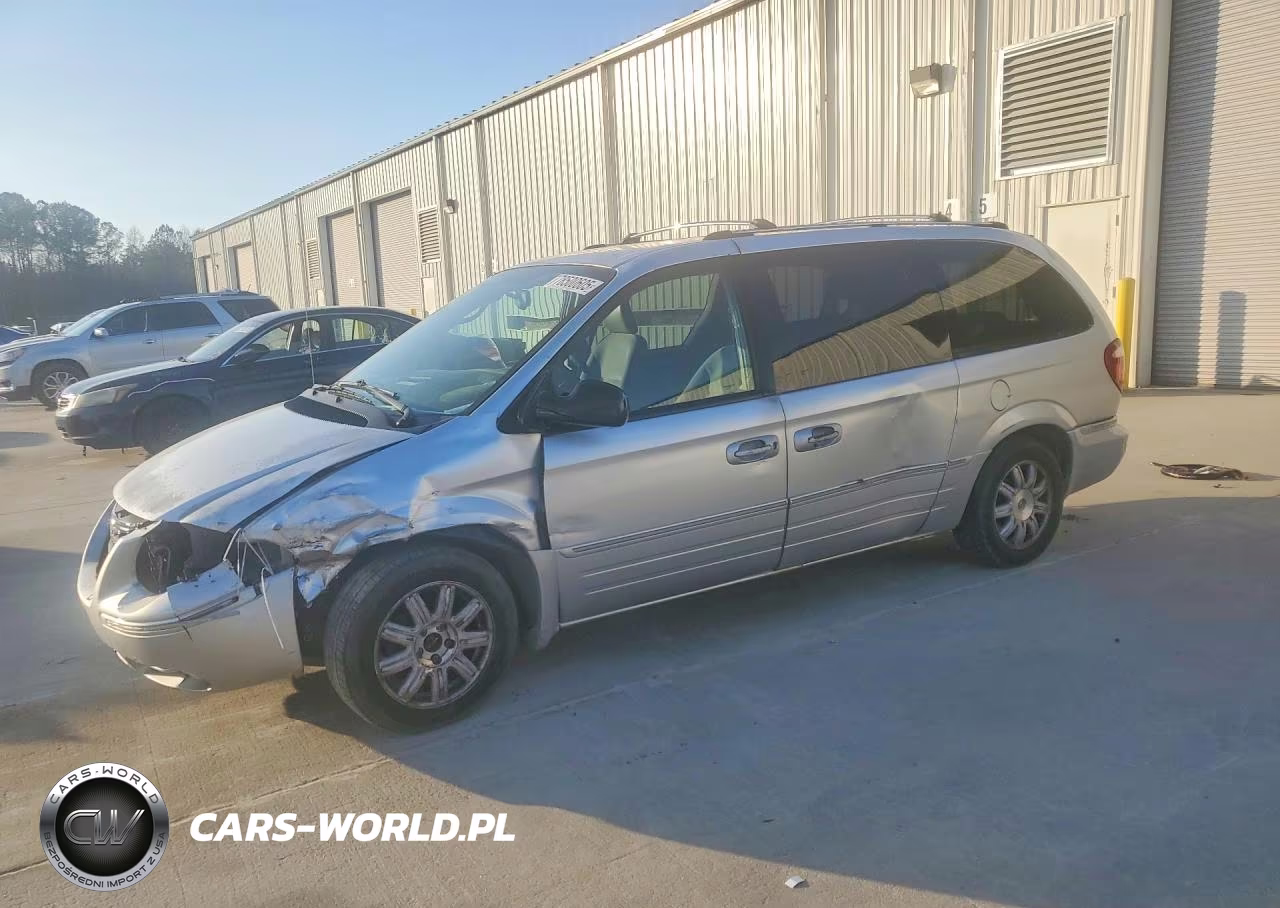 2005 Chrysler Town & Country Limited