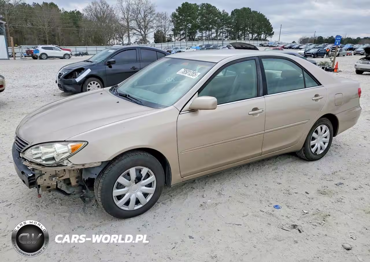 2005 Toyota Camry Le