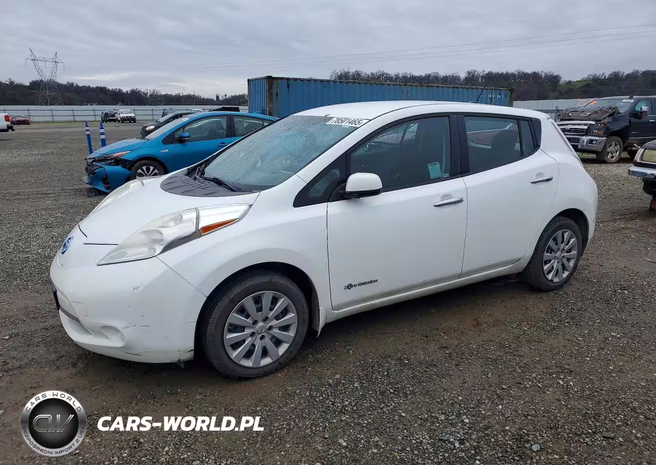 2015 Nissan Leaf S