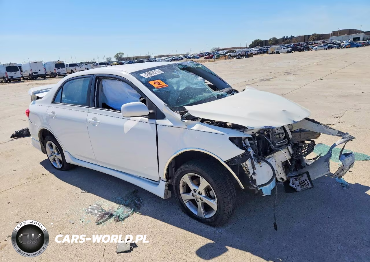 2011 Toyota Corolla S VIN:2T1BU4EEXBC638919 - 4