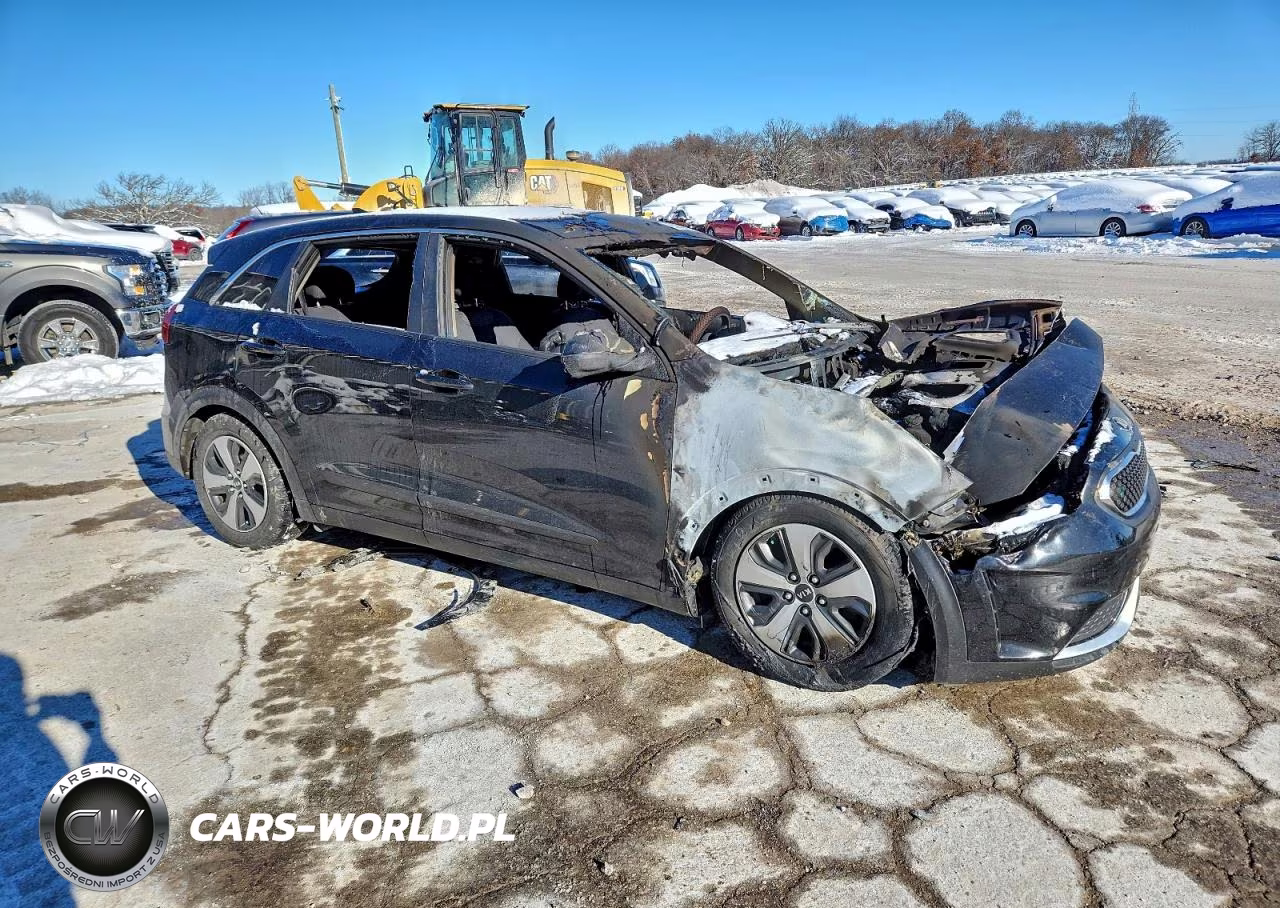 2017 Kia Niro Fe VIN:KNDCB3LC2H5049407 - 4