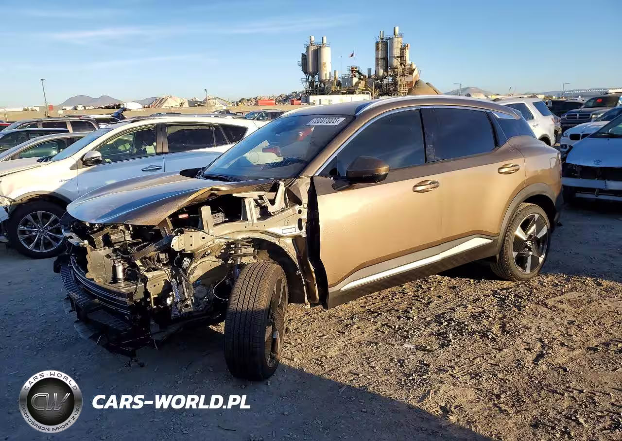 2025 Nissan Kicks Sr