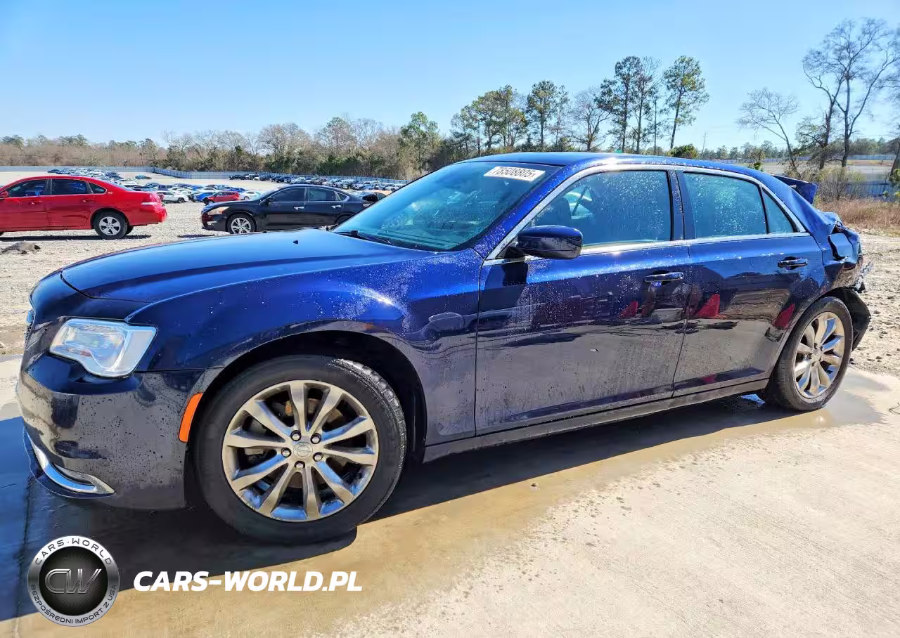 2016 Chrysler 300 Limited