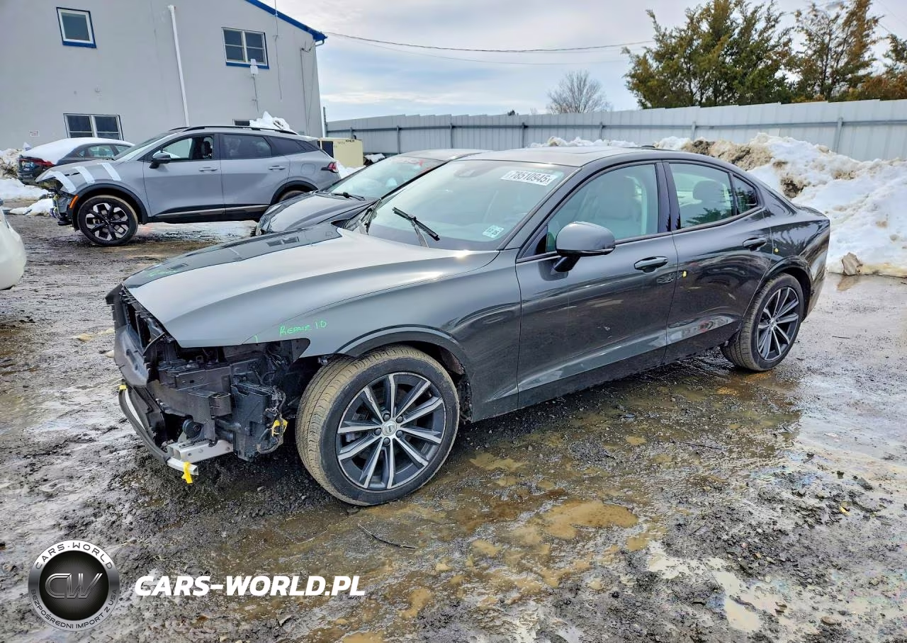 2021 Volvo S60 T5 Momentum