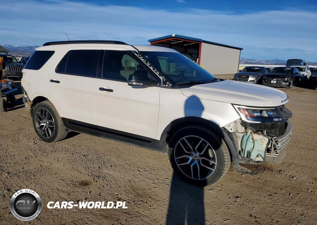 2018 Ford Explorer Sport VIN:1FM5K8GT4JGA04023 - 4