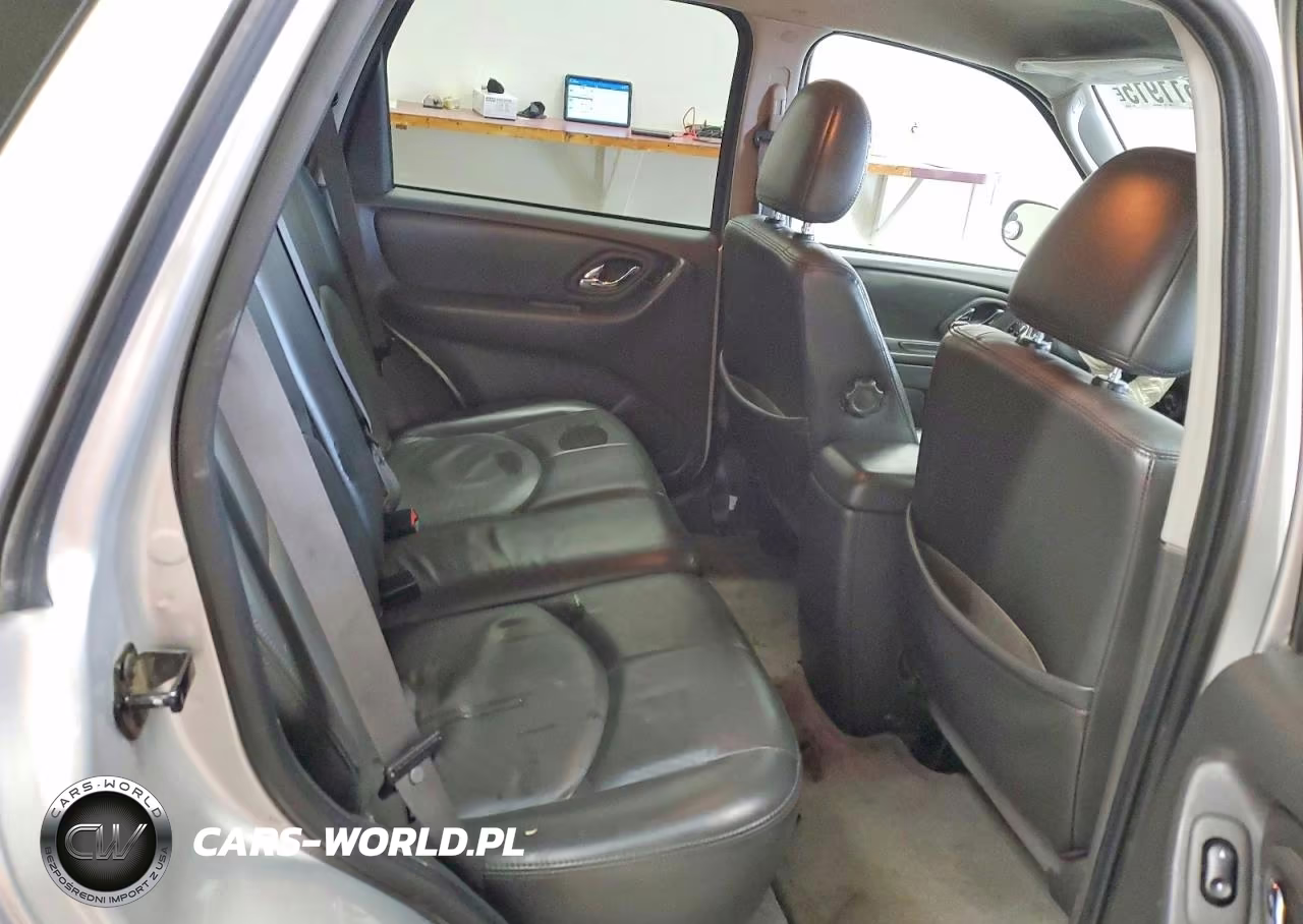 2005 Mazda Tribute S VIN:4F2CZ96155KM51685 - 11