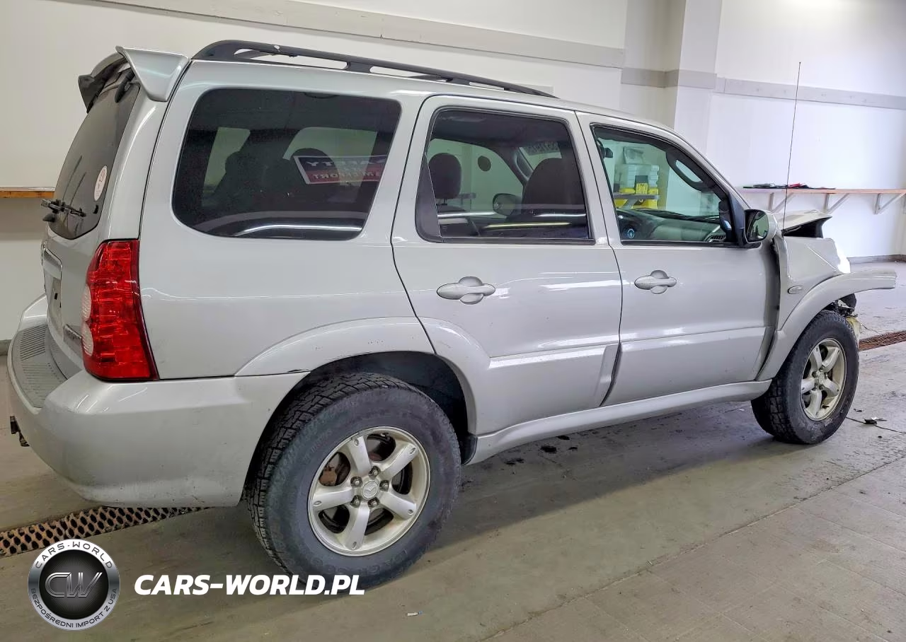 2005 Mazda Tribute S VIN:4F2CZ96155KM51685 - 3