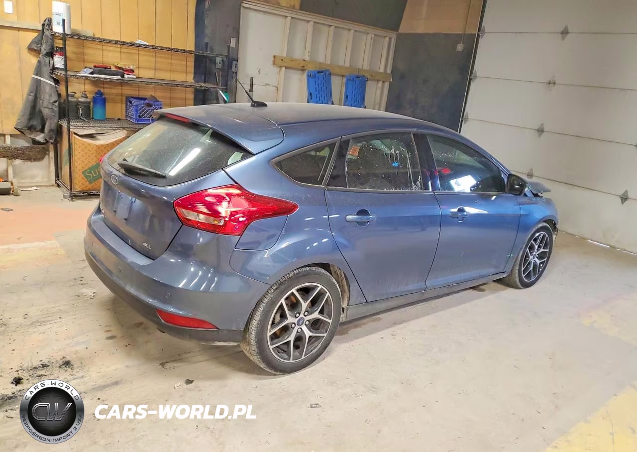 2018 Ford Focus Sel VIN:1FADP3M26JL258149 - 3
