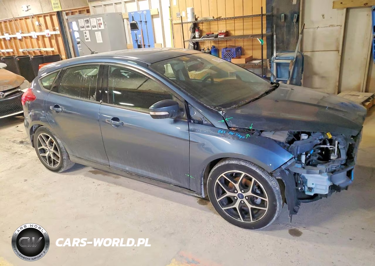 2018 Ford Focus Sel VIN:1FADP3M26JL258149 - 4