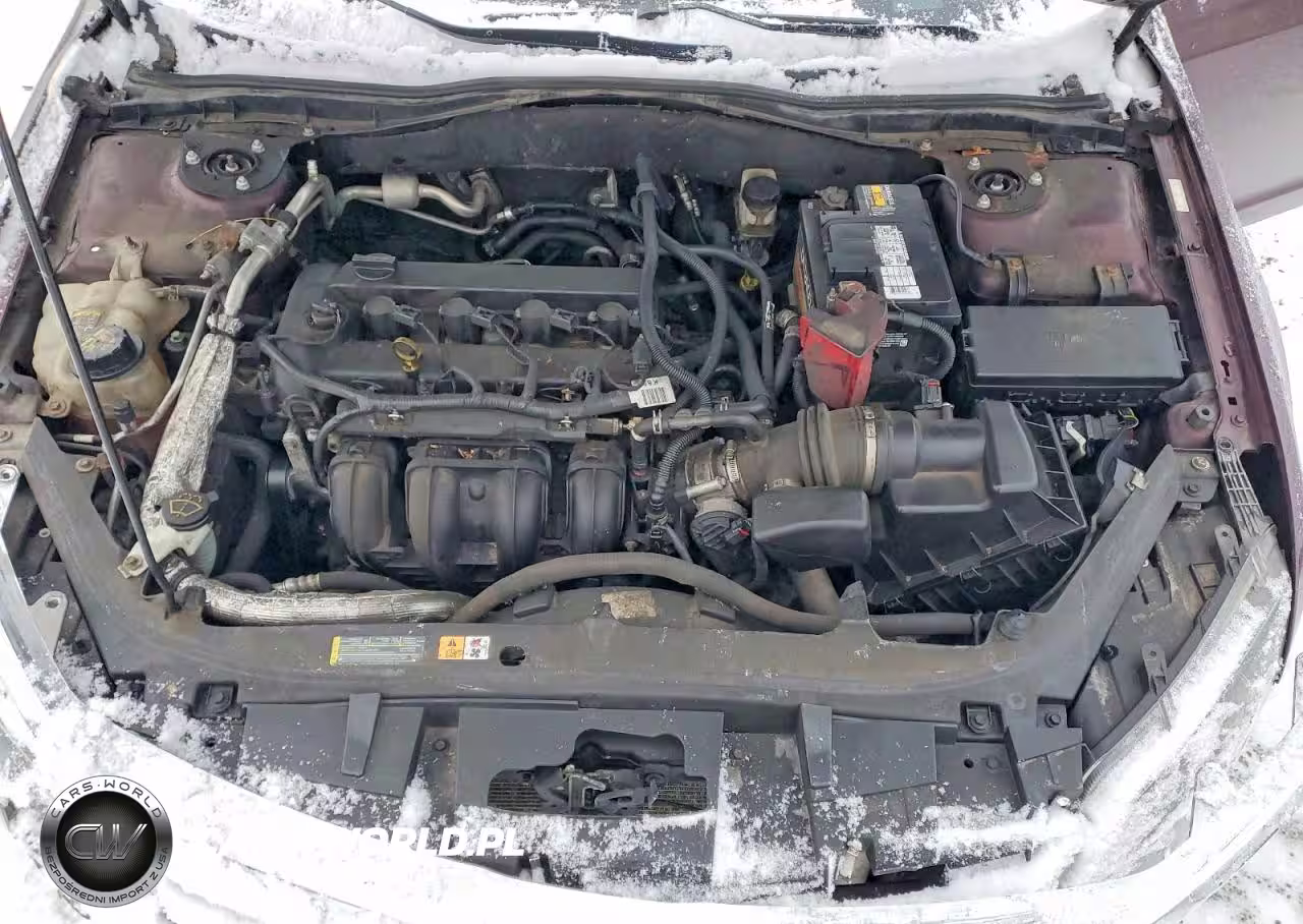 2012 Ford Fusion S VIN:3FAHP0GA2CR329161 - 11