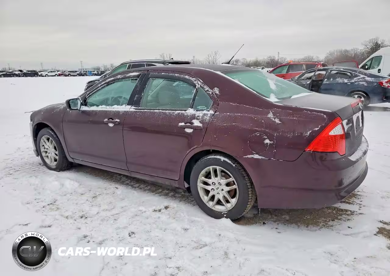 2012 Ford Fusion S VIN:3FAHP0GA2CR329161 - 2