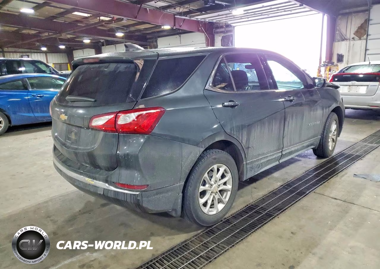 2018 Chevrolet Equinox Lt VIN:2GNAXSEV6J6200767 - 3