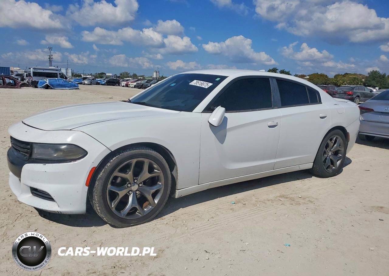 2016 Dodge Charger Sxt