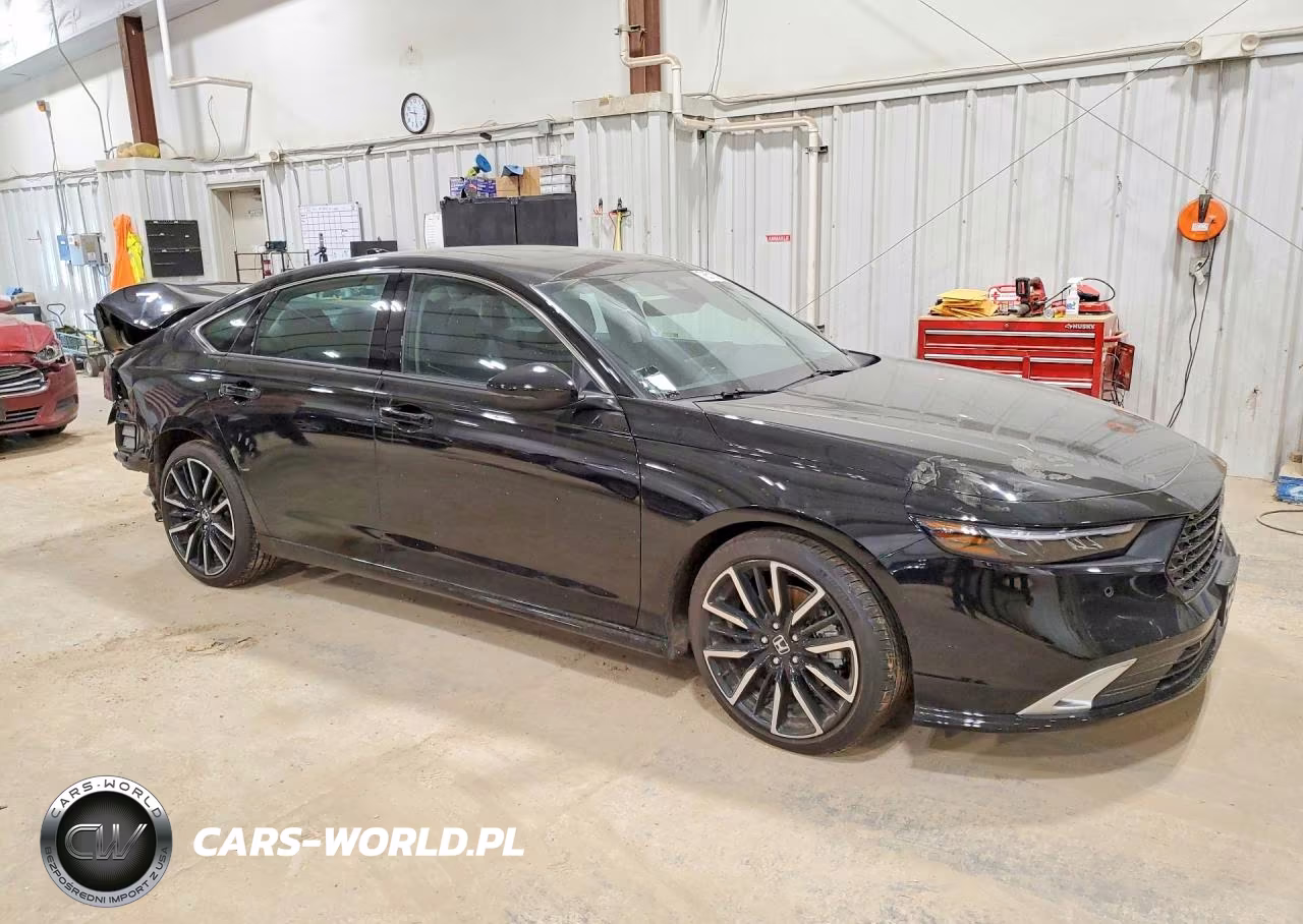2025 Honda Accord Touring Hybrid VIN:1HGCY2F89SA073574 - 4