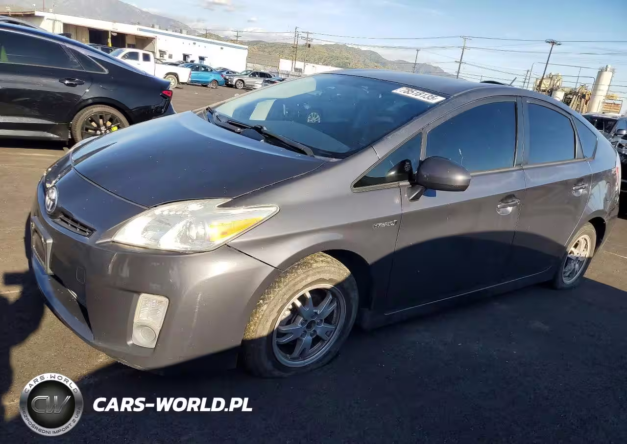 2011 Toyota Prius Two