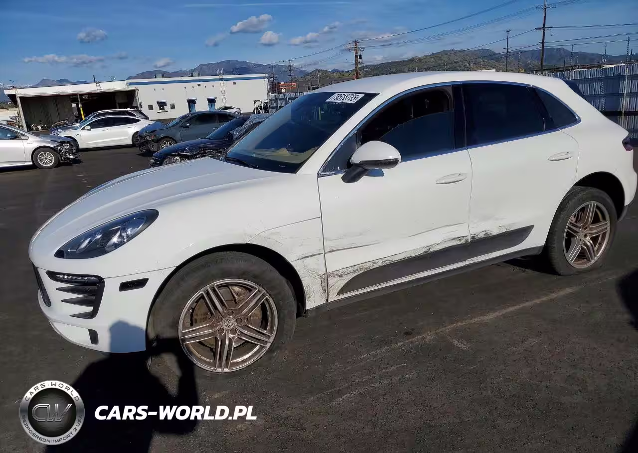 2015 Porsche Macan S