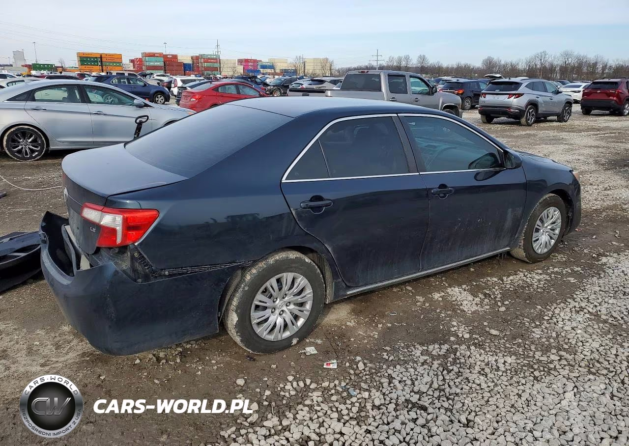 2014 Toyota Camry L VIN:4T4BF1FK3ER423923 - 3