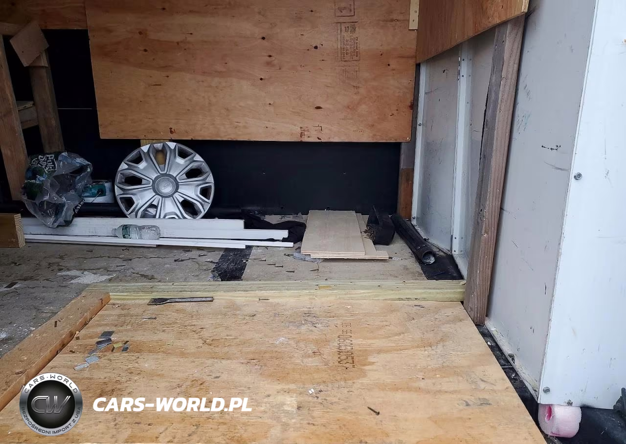 2019 Ford Transit T-150 VIN:1FTYE2CM6KKB50510 - 11