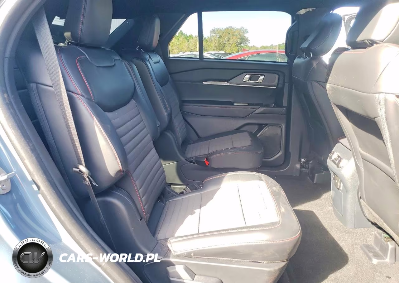 2025 Ford Explorer St-Line VIN:1FMUK8KH4SGC64048 - 11