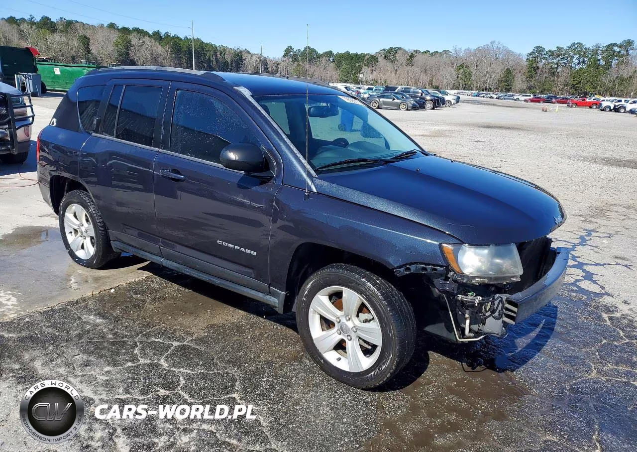 2016 Jeep Compass Sport VIN:1C4NJCBA8GD560328 - 4