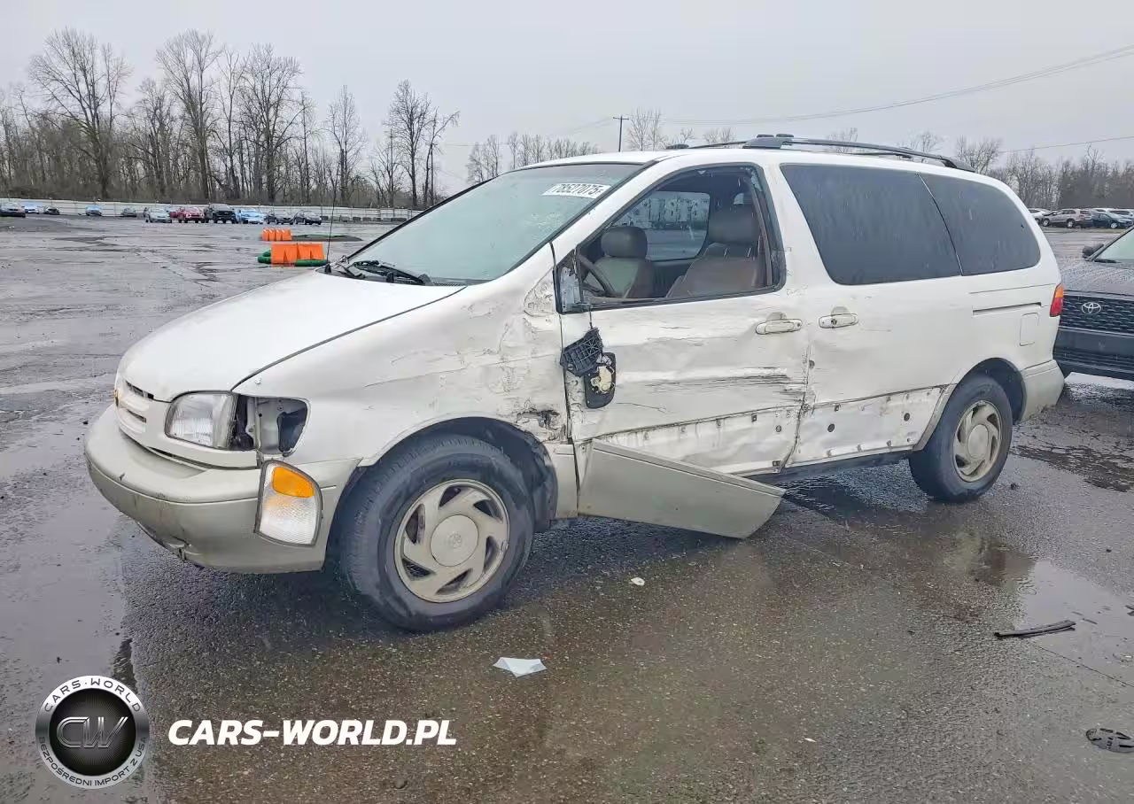 2000 Toyota Sienna Le