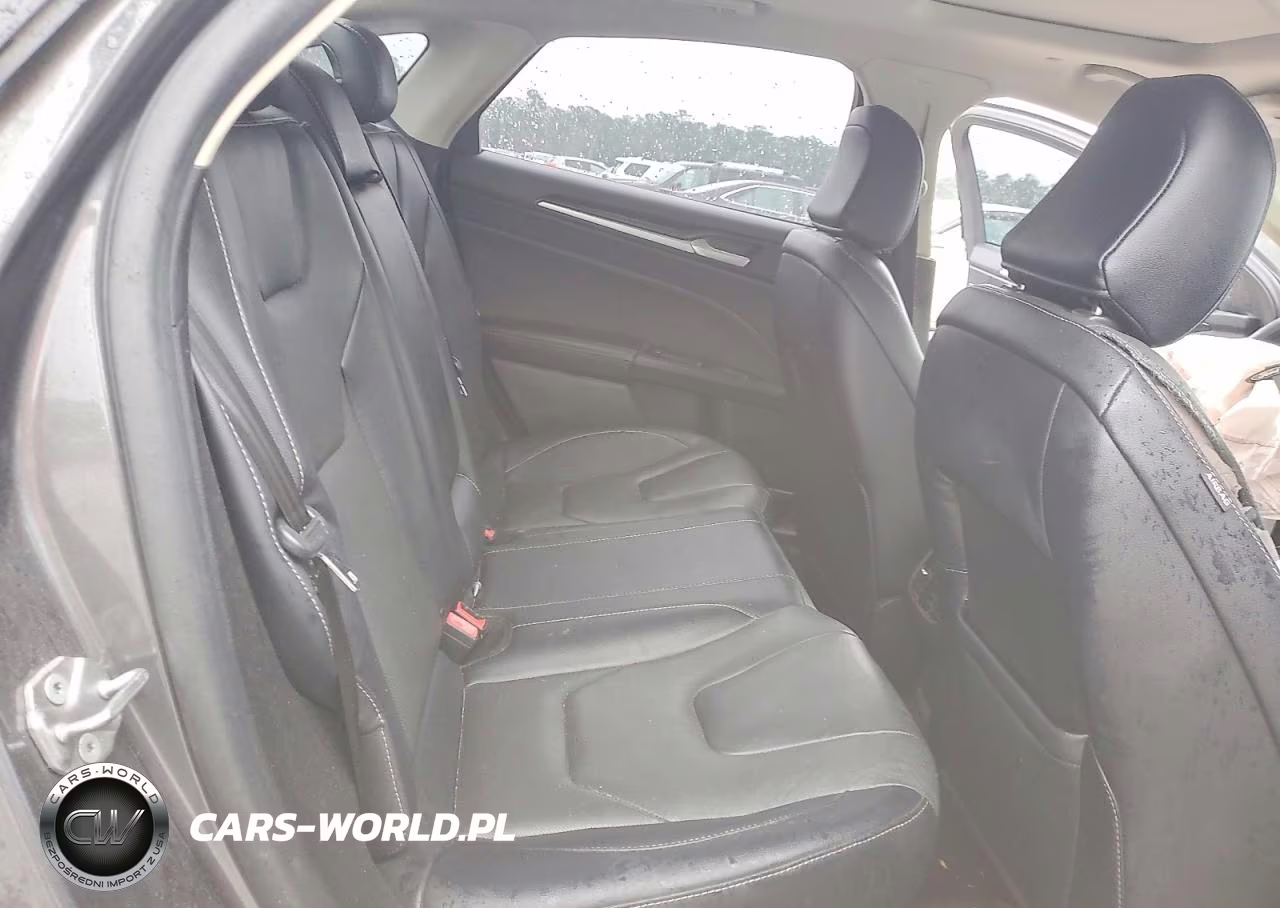 2020 Ford Fusion VIN:3FA6P0RUXLR140210 - 10