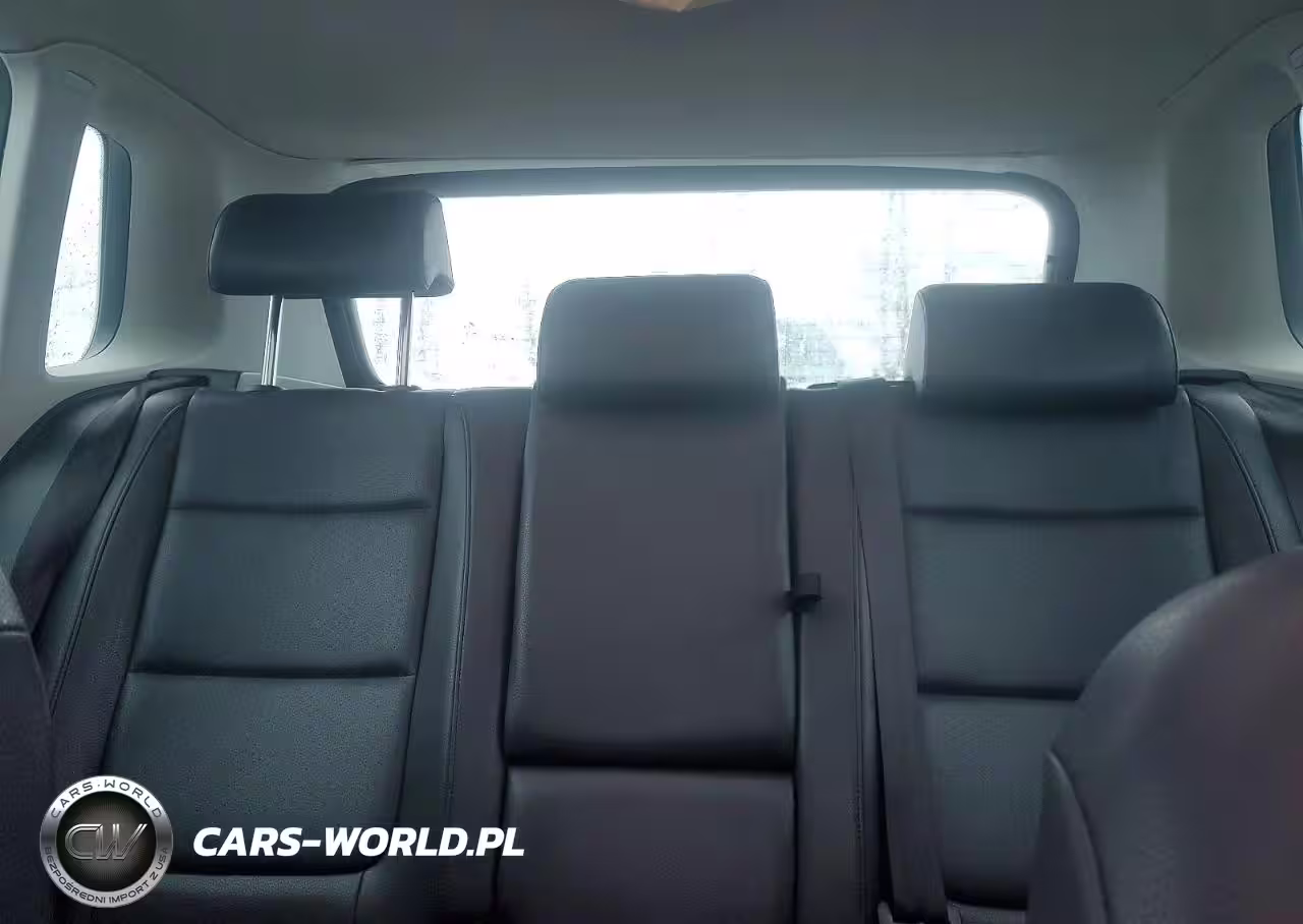 2011 Volkswagen Tiguan S VIN:WVGAV7AXXBW539831 - 10