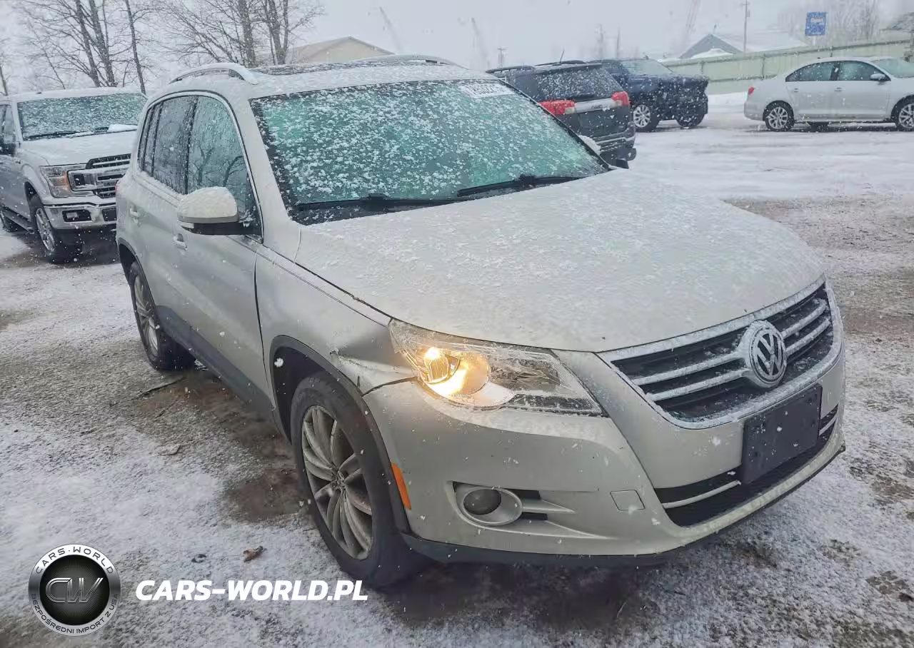 2011 Volkswagen Tiguan S VIN:WVGAV7AXXBW539831 - 4