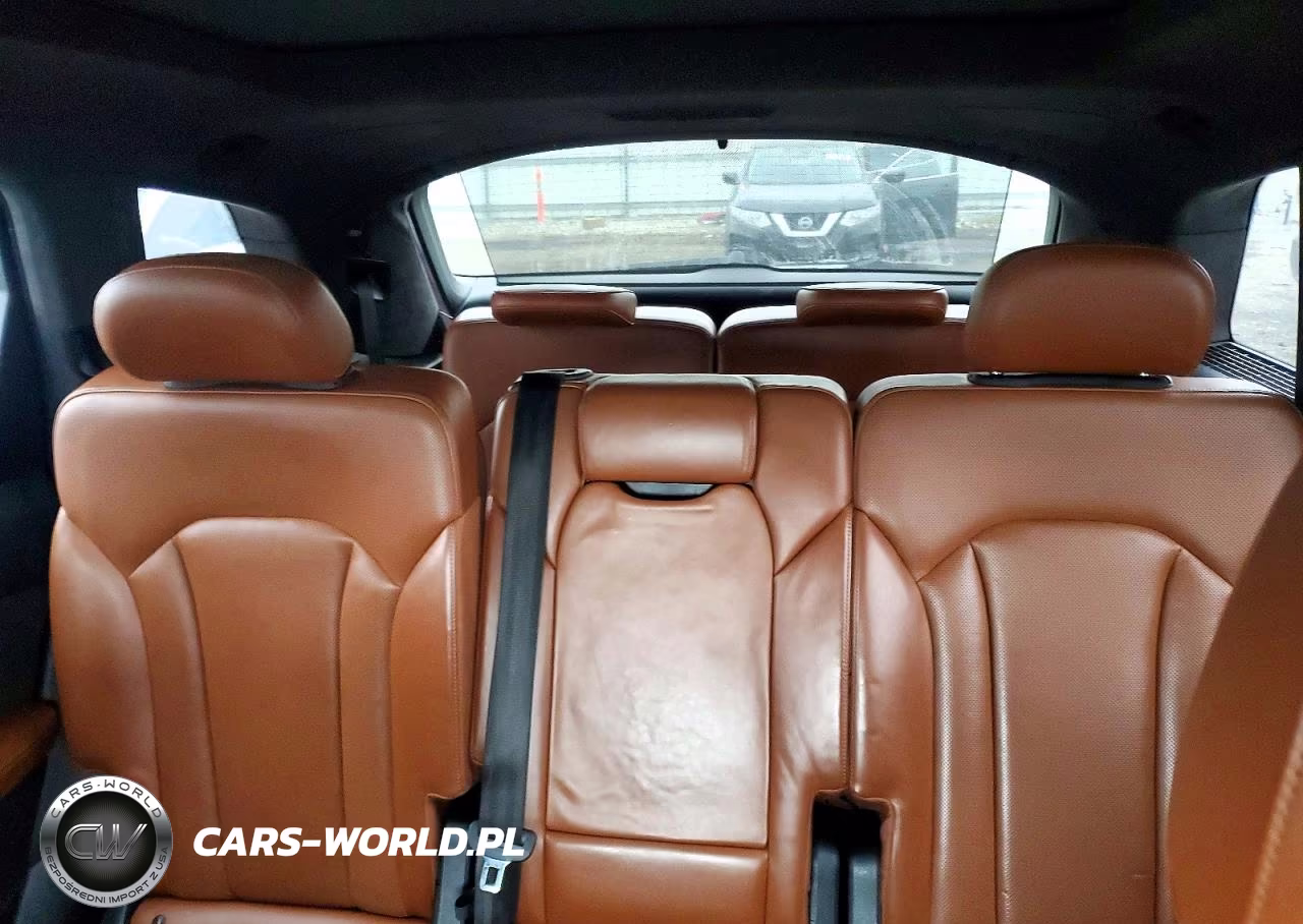 2017 Audi Q7 Prestige VIN:WA1VAAF75HD029182 - 10