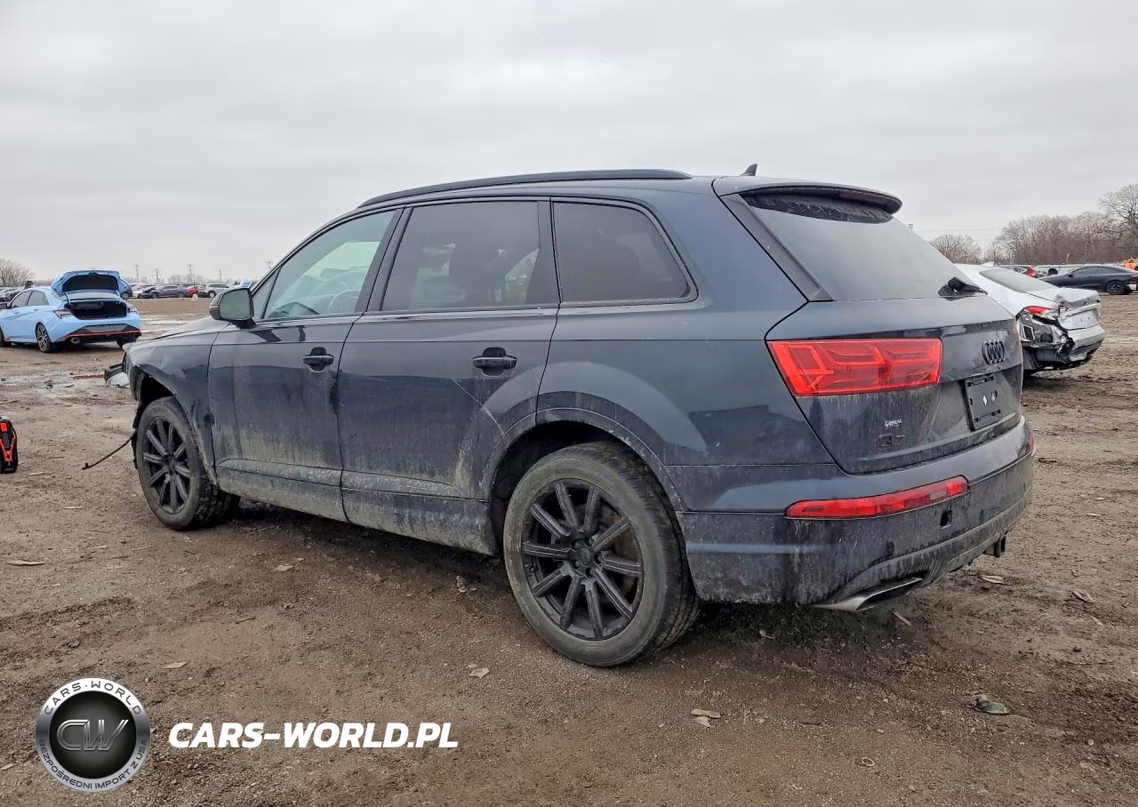 2017 Audi Q7 Prestige VIN:WA1VAAF75HD029182 - 2