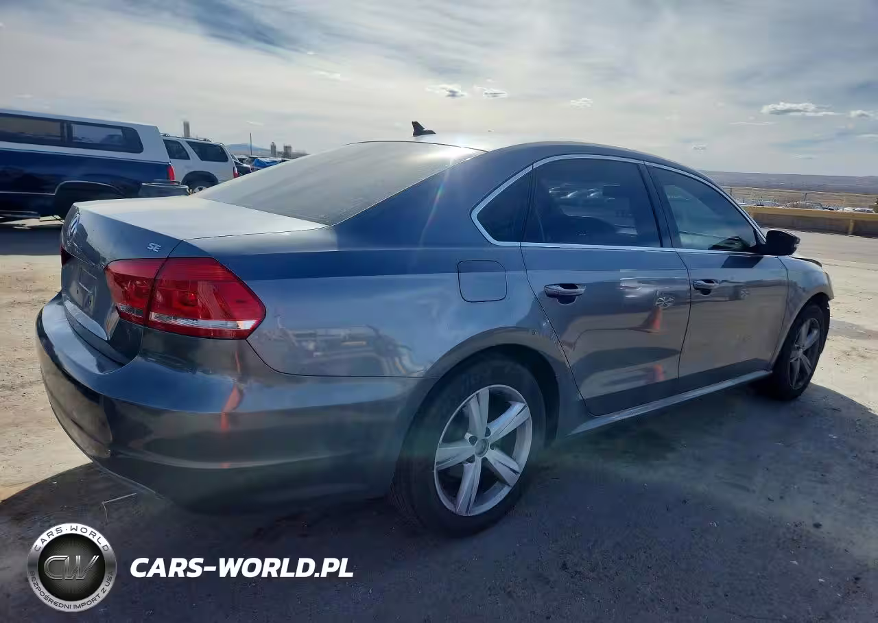 2013 Volkswagen Passat Se VIN:1VWBP7A30DC026928 - 3
