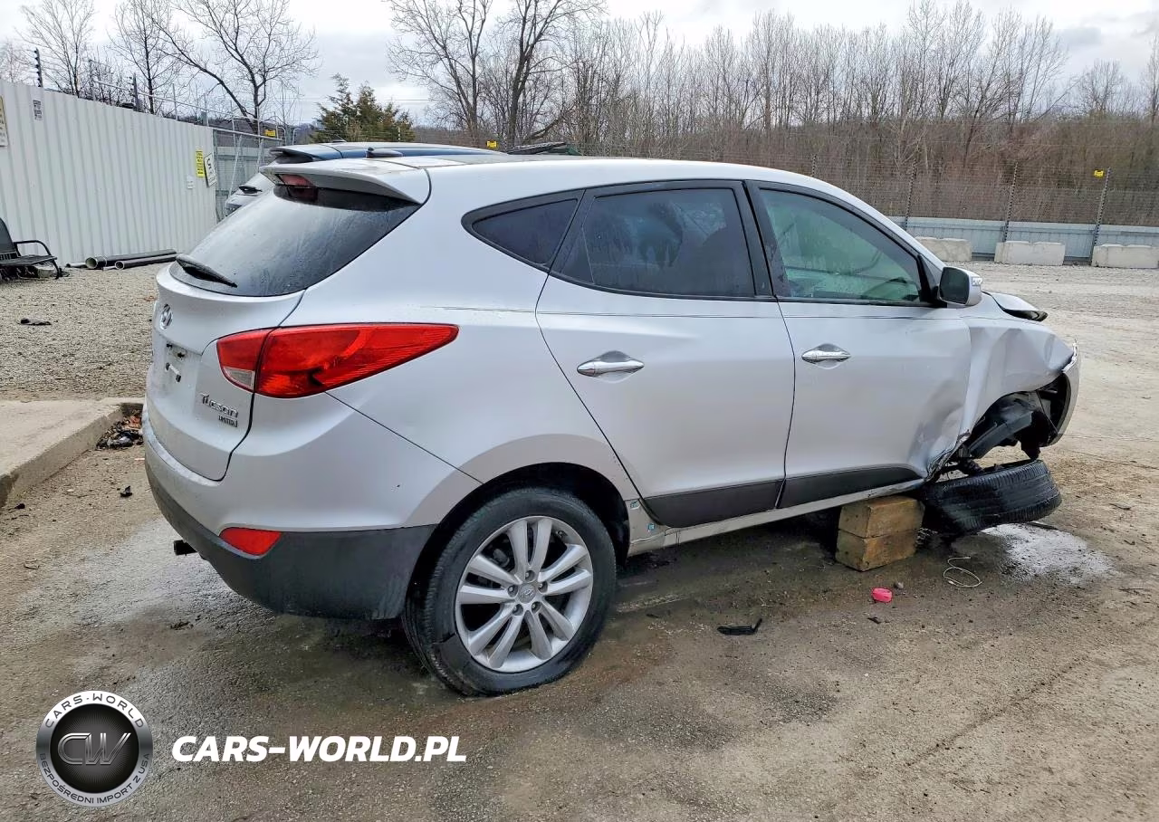 2011 Hyundai Tucson Limited VIN:KM8JU3AC6BU282090 - 3